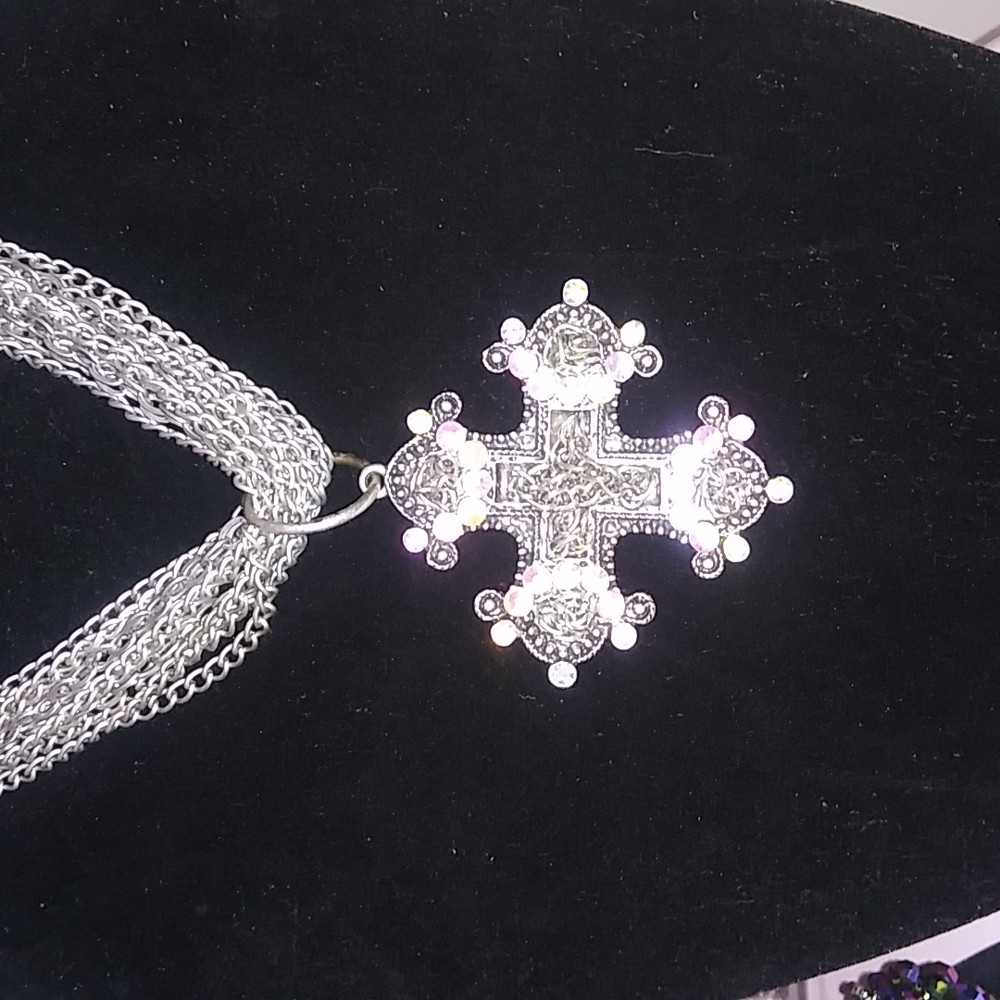 Traci Lynn "Redeemer" Necklace